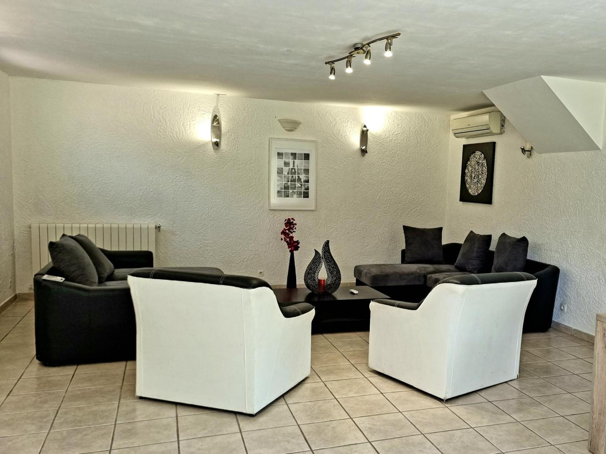 Villa 170M2 Avec Piscine Parc Des Calanques 15 Min Velodrome Marsella Exterior foto